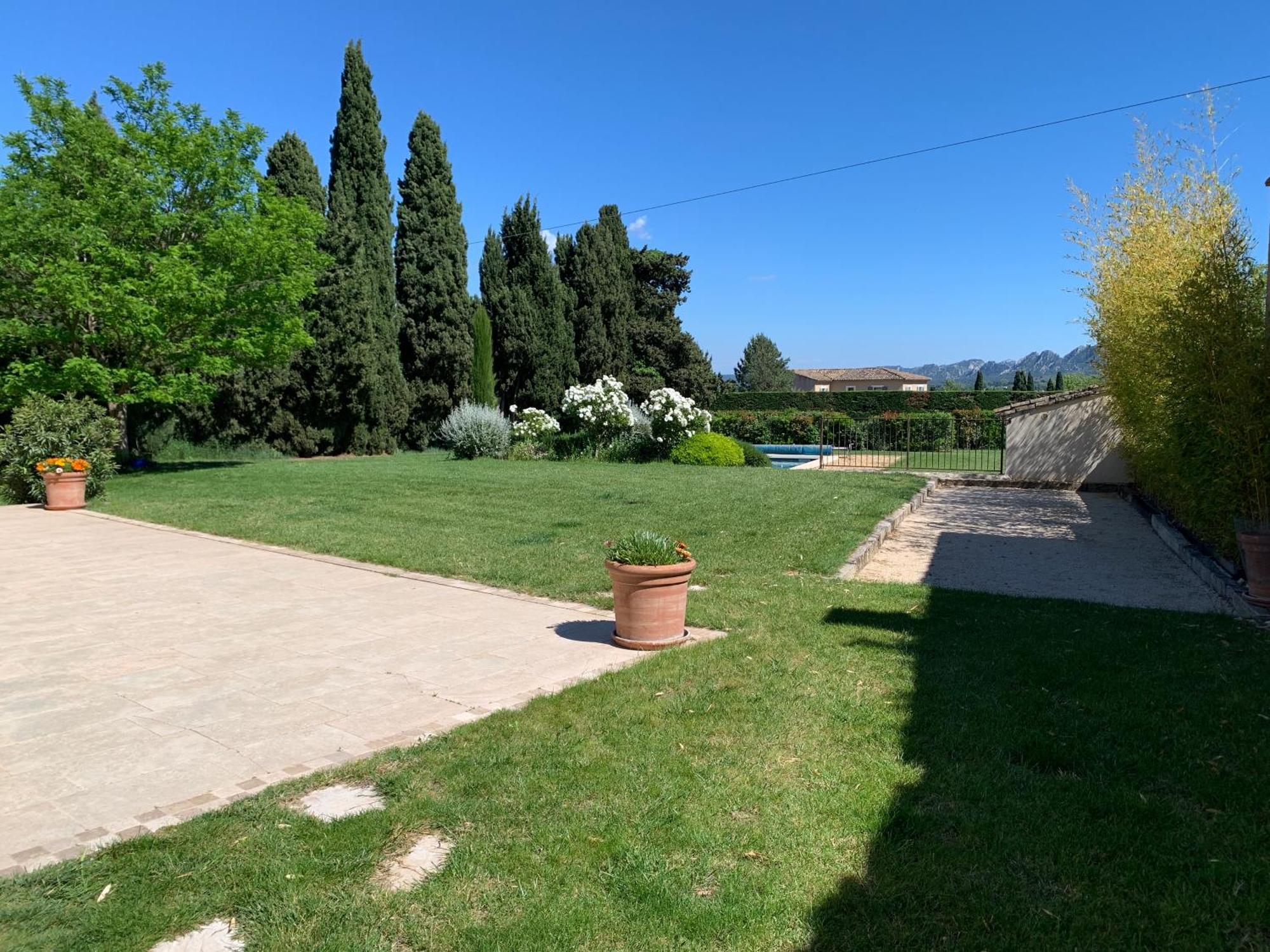 En Provence, Chez Stephanie Et Marcel Saint-Rémy-de-Provence Εξωτερικό φωτογραφία