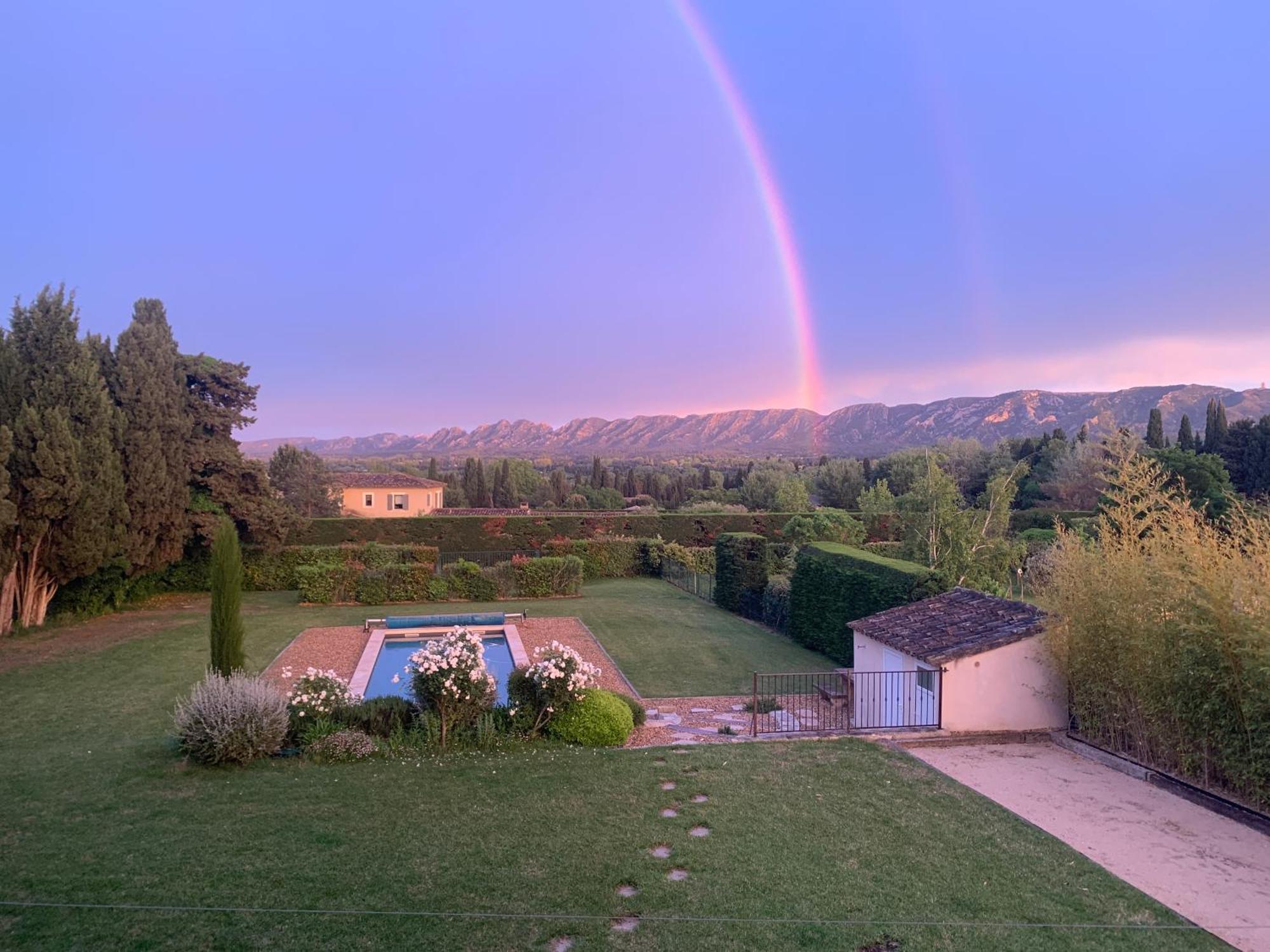 En Provence, Chez Stephanie Et Marcel Saint-Rémy-de-Provence Εξωτερικό φωτογραφία